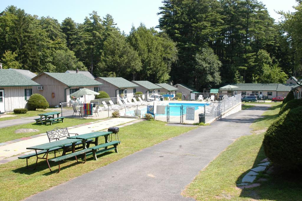 Lincoln Log Colony Resort
