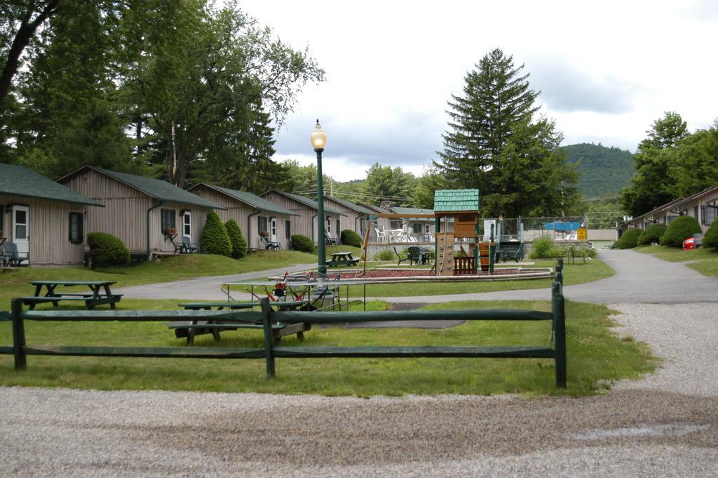 Lincoln Log Colony Lake George