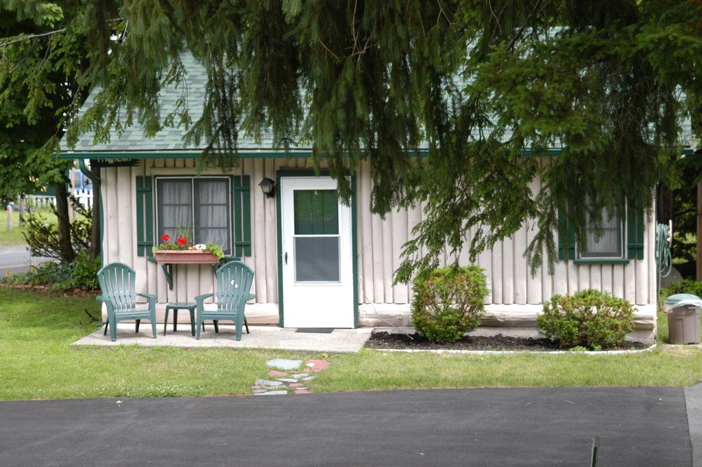 Lincoln Log Colony Resort Lake George